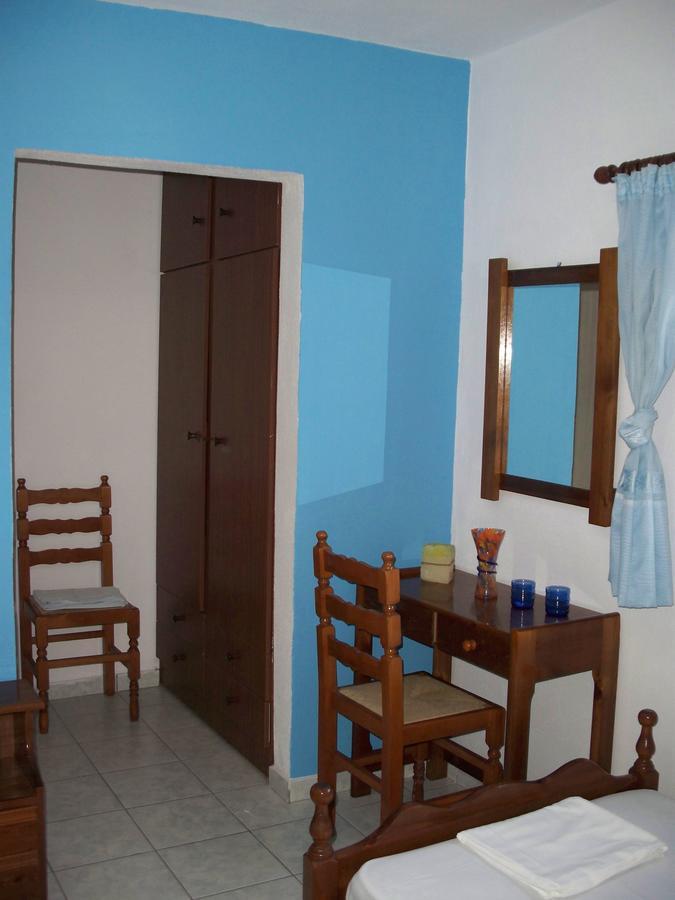 Pirgari Rooms Sikinos Alopronia Екстер'єр фото