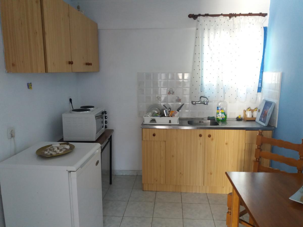 Pirgari Rooms Sikinos Alopronia Екстер'єр фото